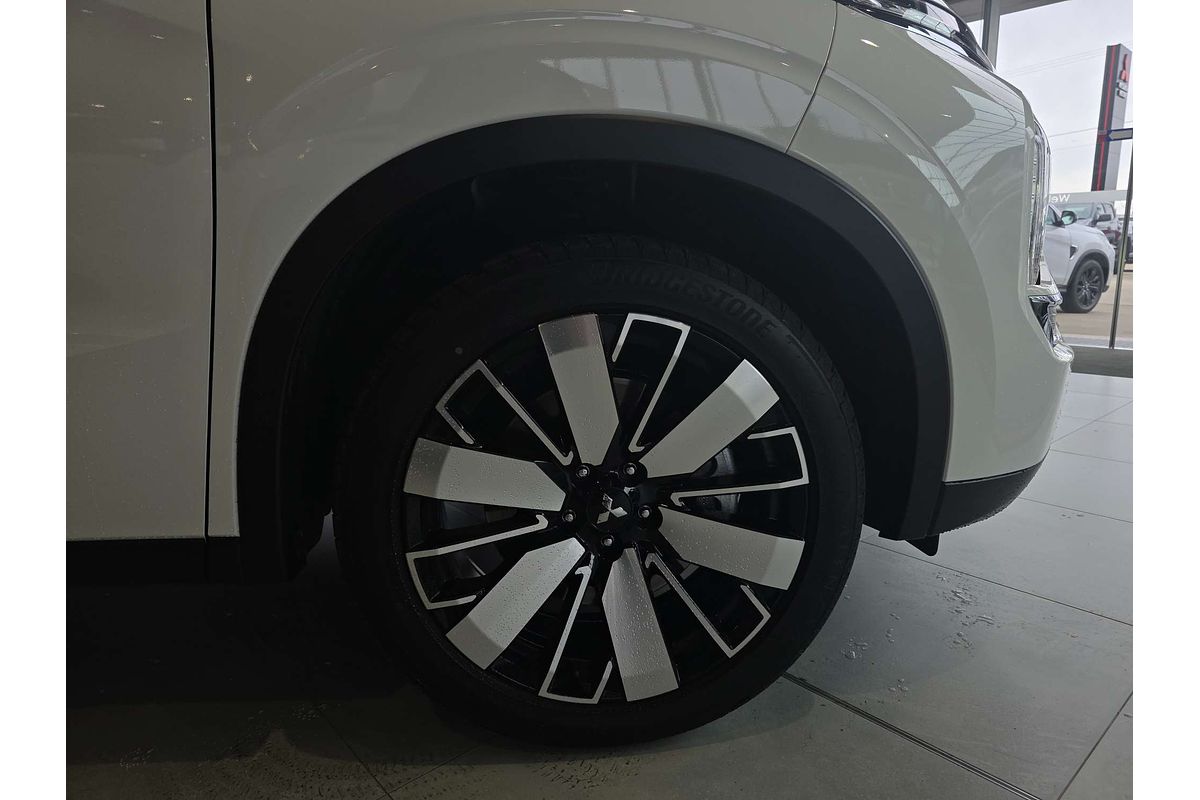 2025 Mitsubishi Outlander Aspire ZM