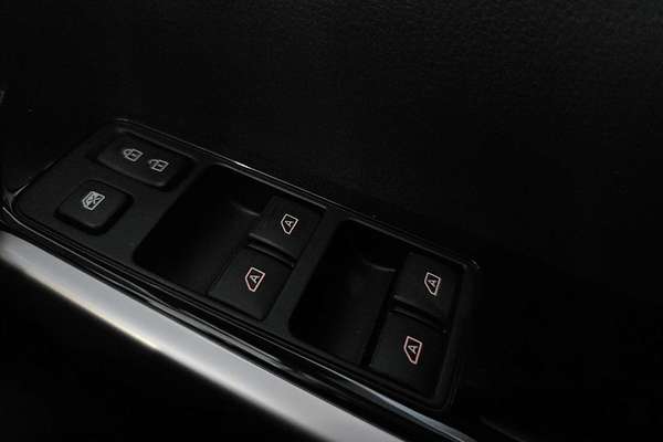 2025 Mitsubishi Pajero Sport Exceed QG