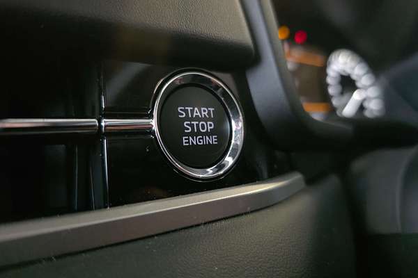 2024 Mitsubishi Outlander LS ZM