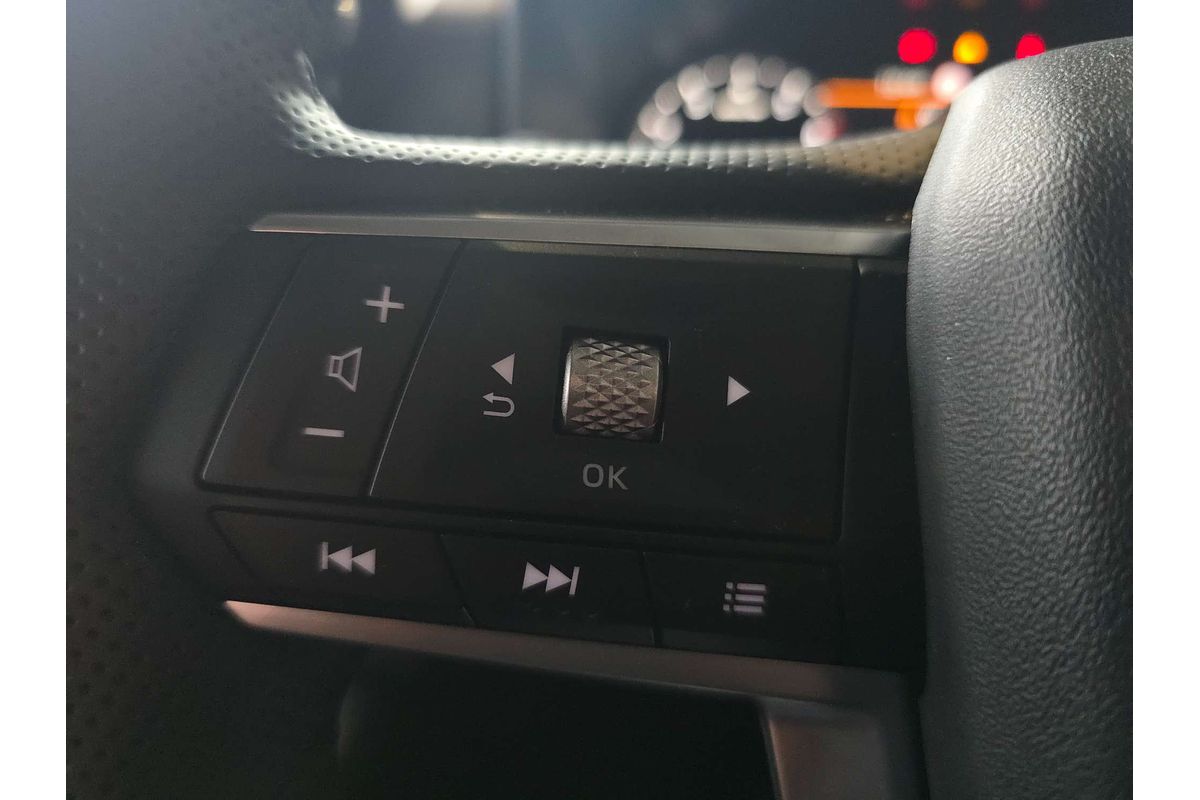 2024 Mitsubishi Outlander LS ZM
