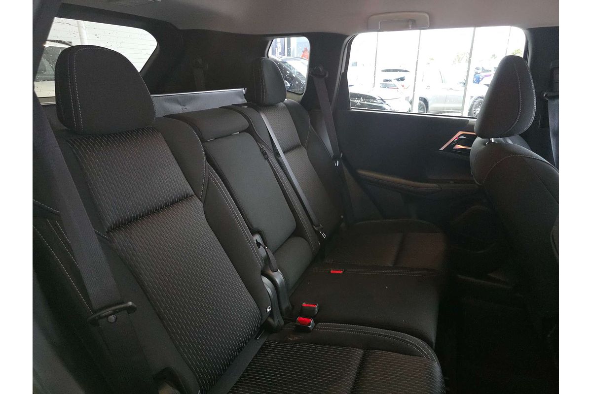 2024 Mitsubishi Outlander LS ZM