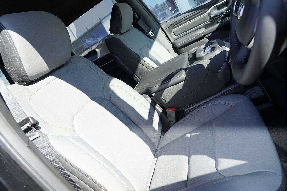 2023 RAM 1500 Big Horn DT 4X4 LWB