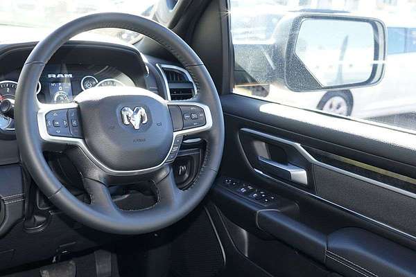 2023 RAM 1500 Big Horn DT 4X4 LWB