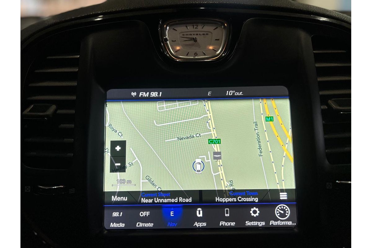 2021 Chrysler 300 SRT Core LX
