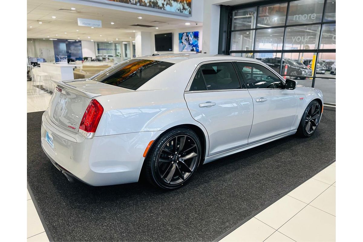 2021 Chrysler 300 SRT Core LX