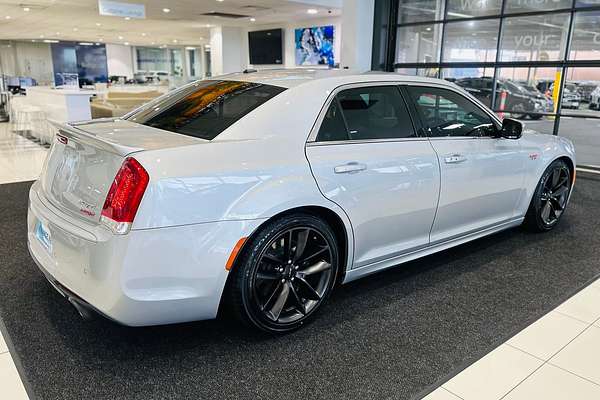 2021 Chrysler 300 SRT Core LX