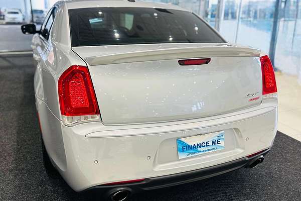 2021 Chrysler 300 SRT Core LX