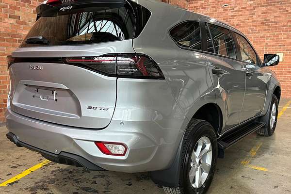 2025 Isuzu MU-X LS-M