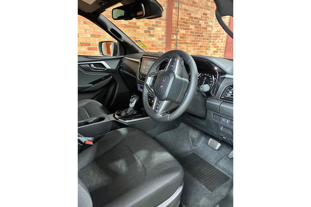 2025 Isuzu D-MAX LS-U 4X4