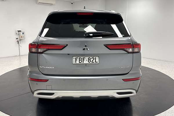 2023 Mitsubishi Outlander Exceed ZM
