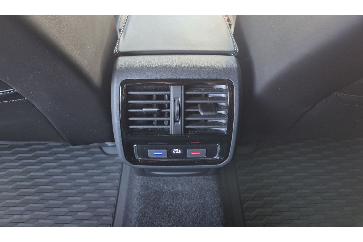2021 Volkswagen Passat 206TSI R-Line B8