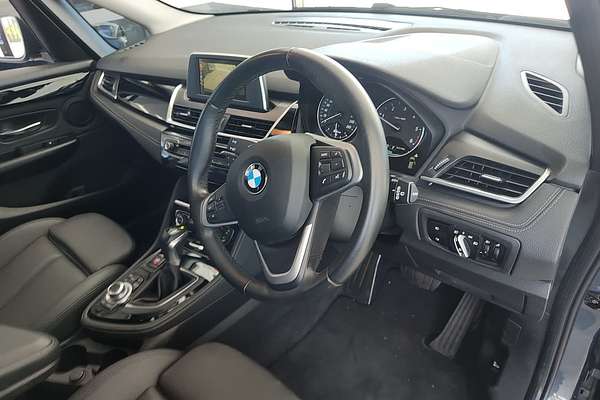 2014 BMW 2 Series 218d Sport Line F45