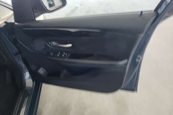 2014 BMW 2 Series 218d Sport Line F45