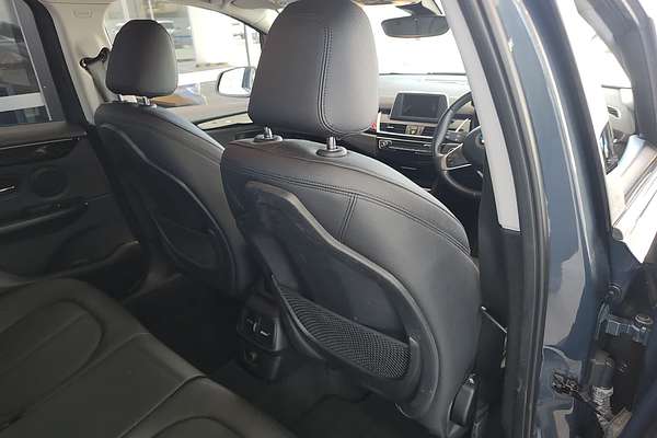 2014 BMW 2 Series 218d Sport Line F45