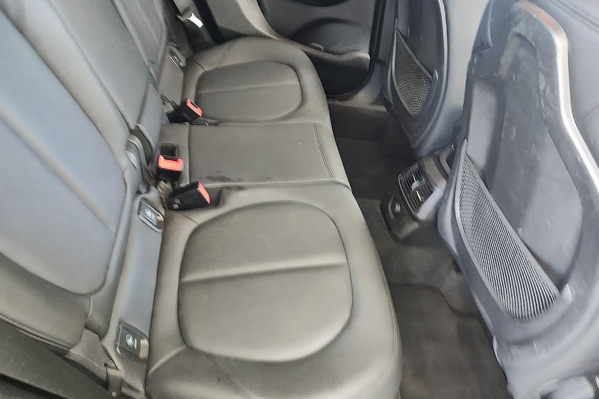 2014 BMW 2 Series 218d Sport Line F45