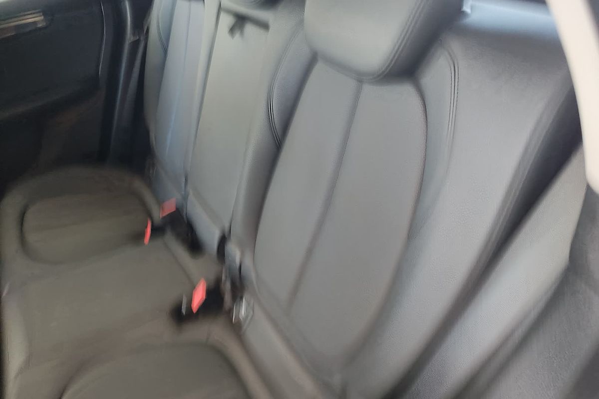 2014 BMW 2 Series 218d Sport Line F45