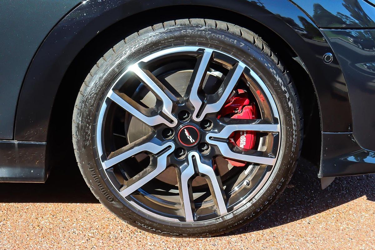 2025 MINI Cooper JCW Classic F66