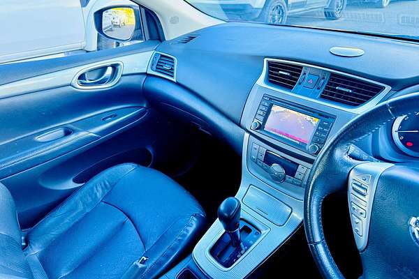 2013 Nissan Pulsar Ti B17