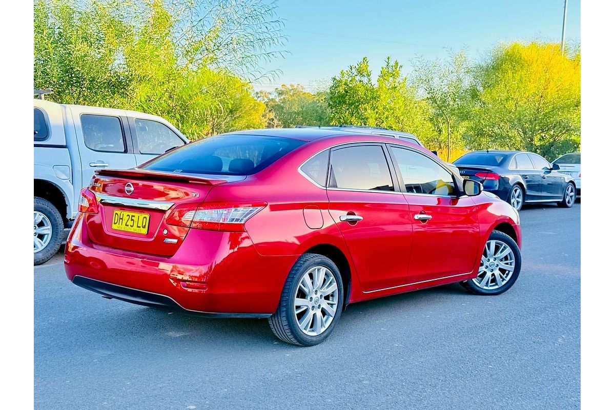 2013 Nissan Pulsar Ti B17
