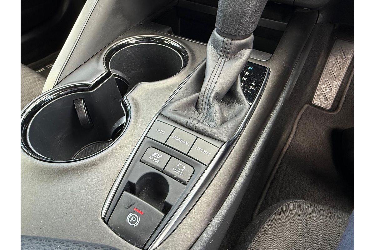 2023 Toyota Camry Ascent AXVH70R