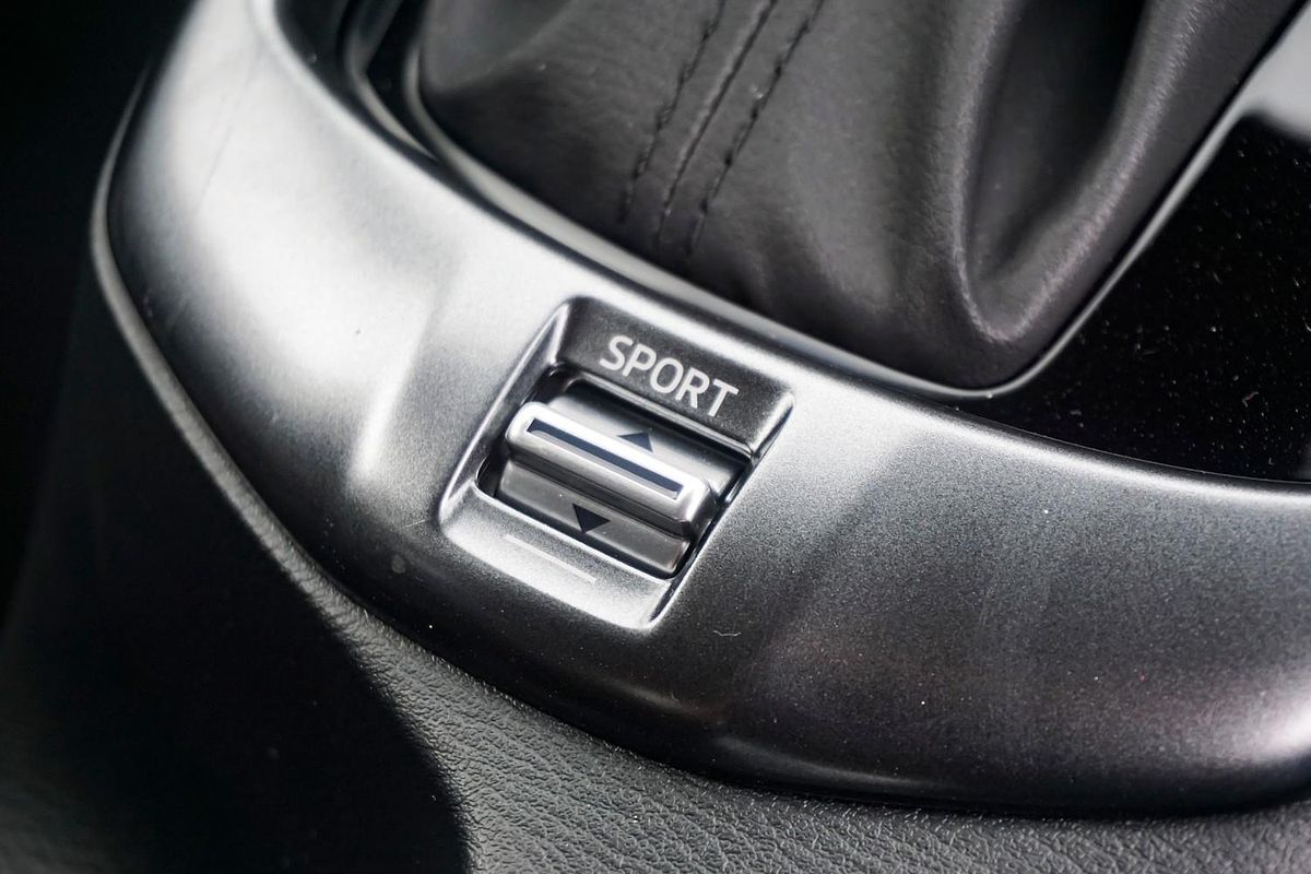 2025 Mazda 2 G15 Evolve DJ Series