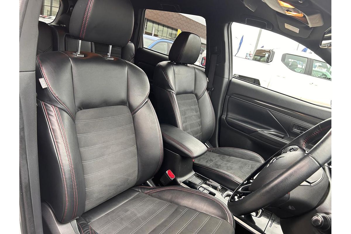 2021 Mitsubishi Outlander Black Edition ZL