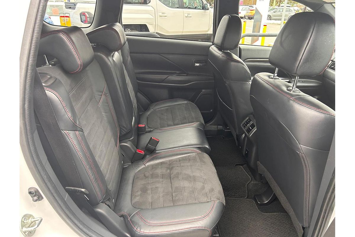 2021 Mitsubishi Outlander Black Edition ZL