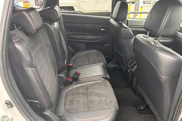 2021 Mitsubishi Outlander Black Edition ZL