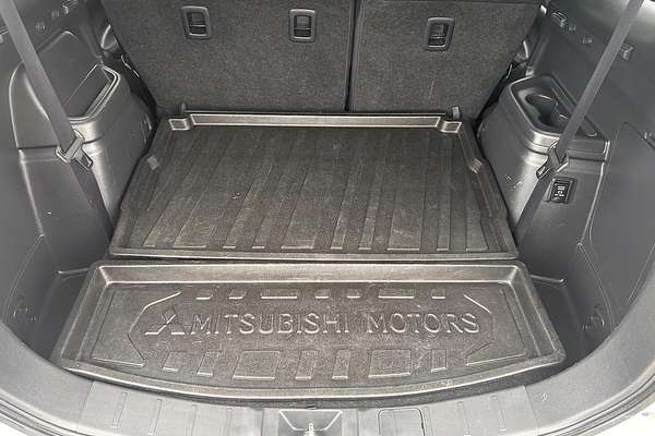 2021 Mitsubishi Outlander Black Edition ZL