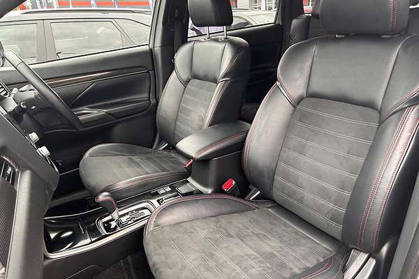 2021 Mitsubishi Outlander Black Edition ZL