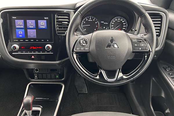 2021 Mitsubishi Outlander Black Edition ZL