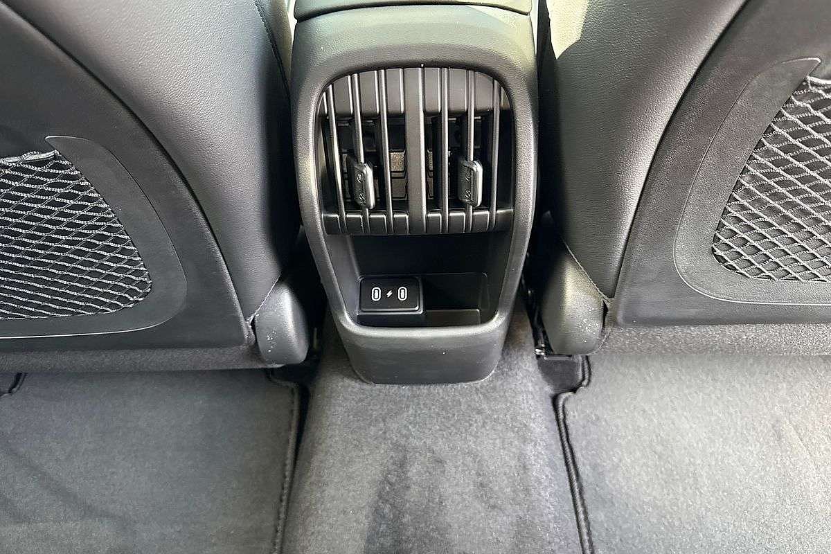 2025 Hyundai Kona Premium SX2.V2