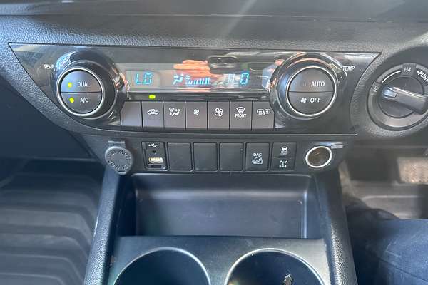 2022 Toyota Hilux SR5 GUN126R 4X4