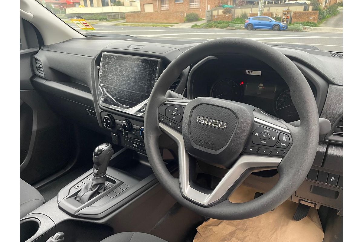 2025 Isuzu D-MAX SX High Ride Rear Wheel Drive