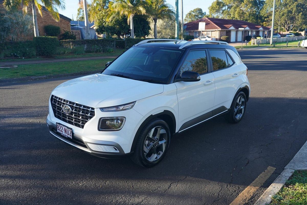 2021 Hyundai Venue Elite (Black Interior) QX.V3