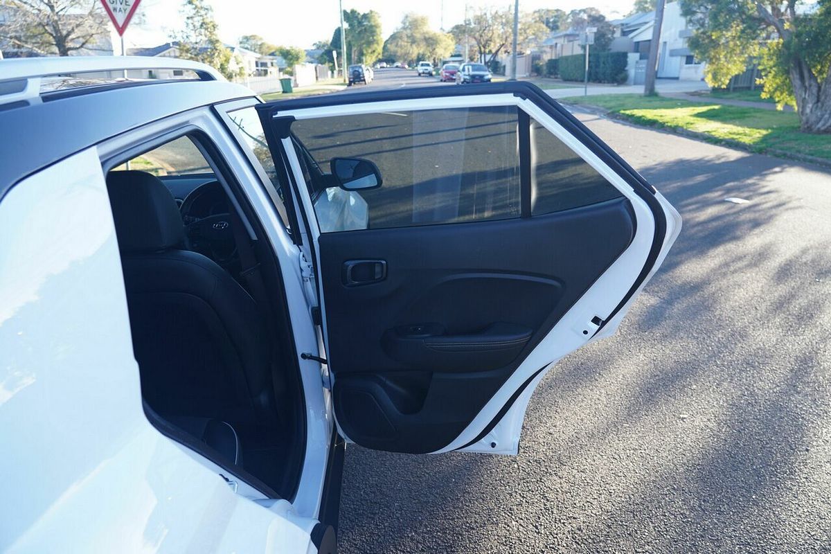 2021 Hyundai Venue Elite (Black Interior) QX.V3