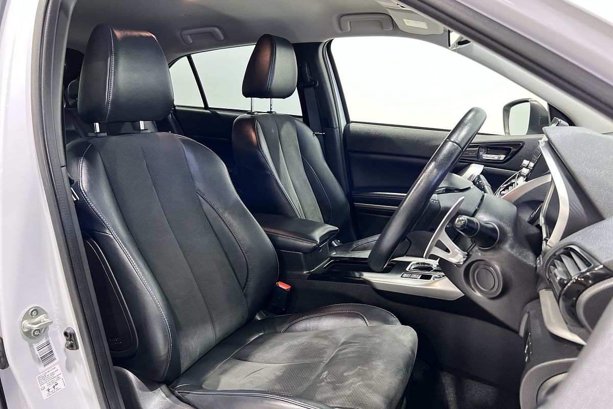 2021 Mitsubishi Eclipse Cross XLS YB