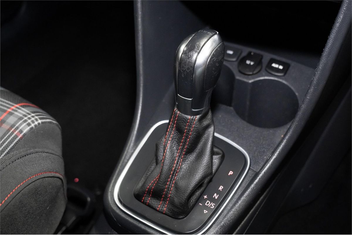 2015 Volkswagen Polo GTI 6R