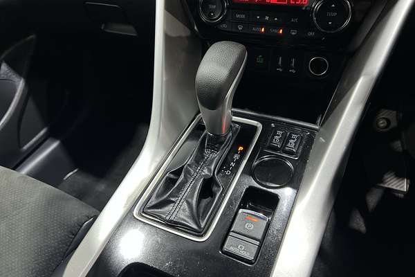 2021 Mitsubishi Eclipse Cross XLS YB