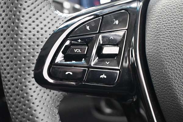 2025 Mahindra XUV 3XO AX5L