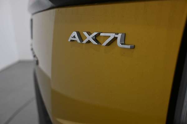 2025 Mahindra XUV 3XO AX7L