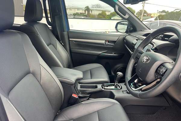 2024 Toyota Hilux Rogue 48V GUN126R 4X4