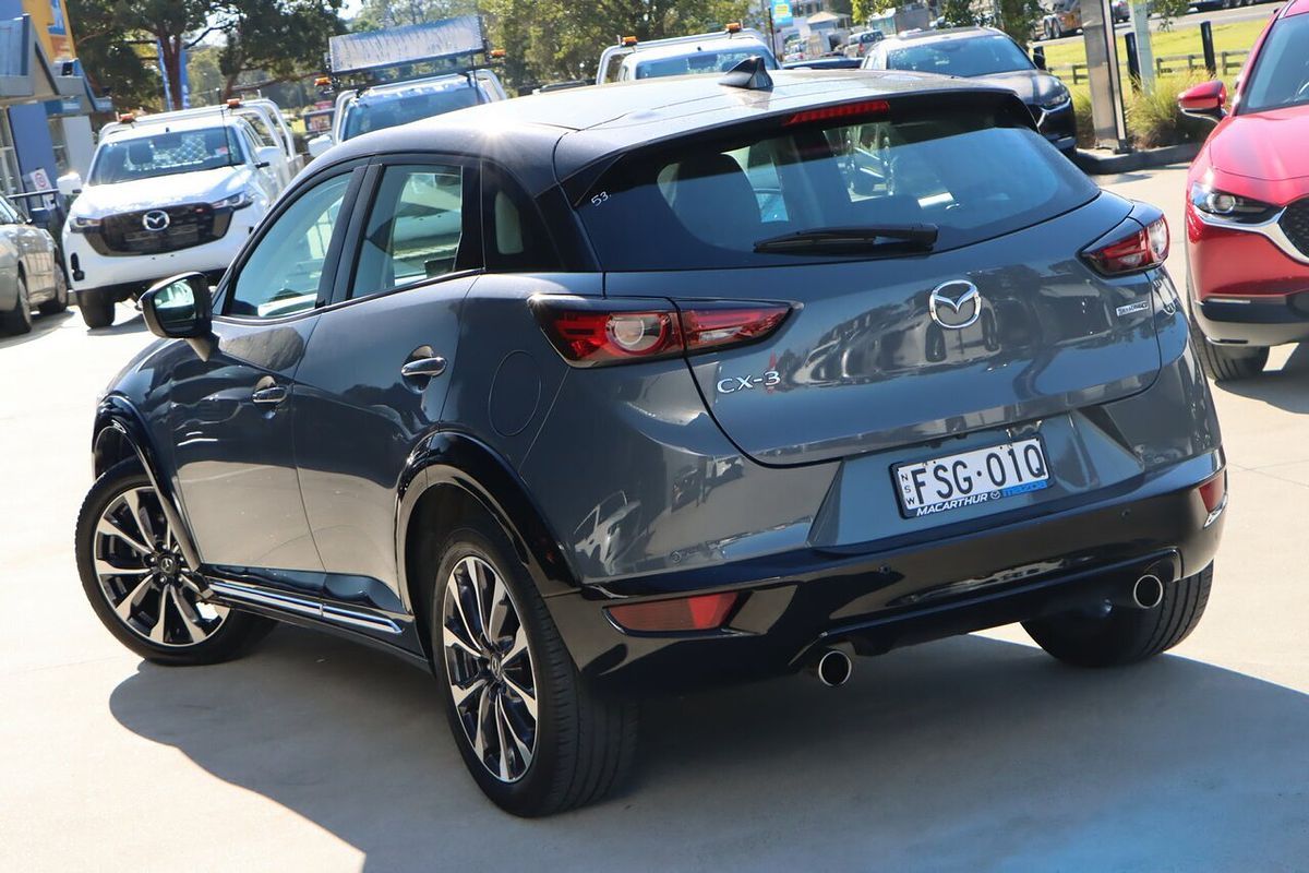 2022 Mazda CX-3 sTouring DK