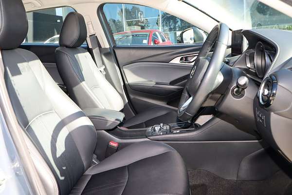 2022 Mazda CX-3 sTouring DK