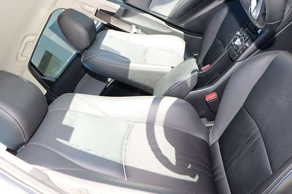 2022 Mazda CX-3 sTouring DK