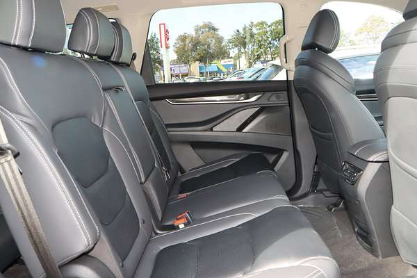 2024 LDV D90 Executive SV9A