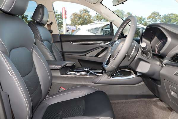 2024 LDV D90 Executive SV9A