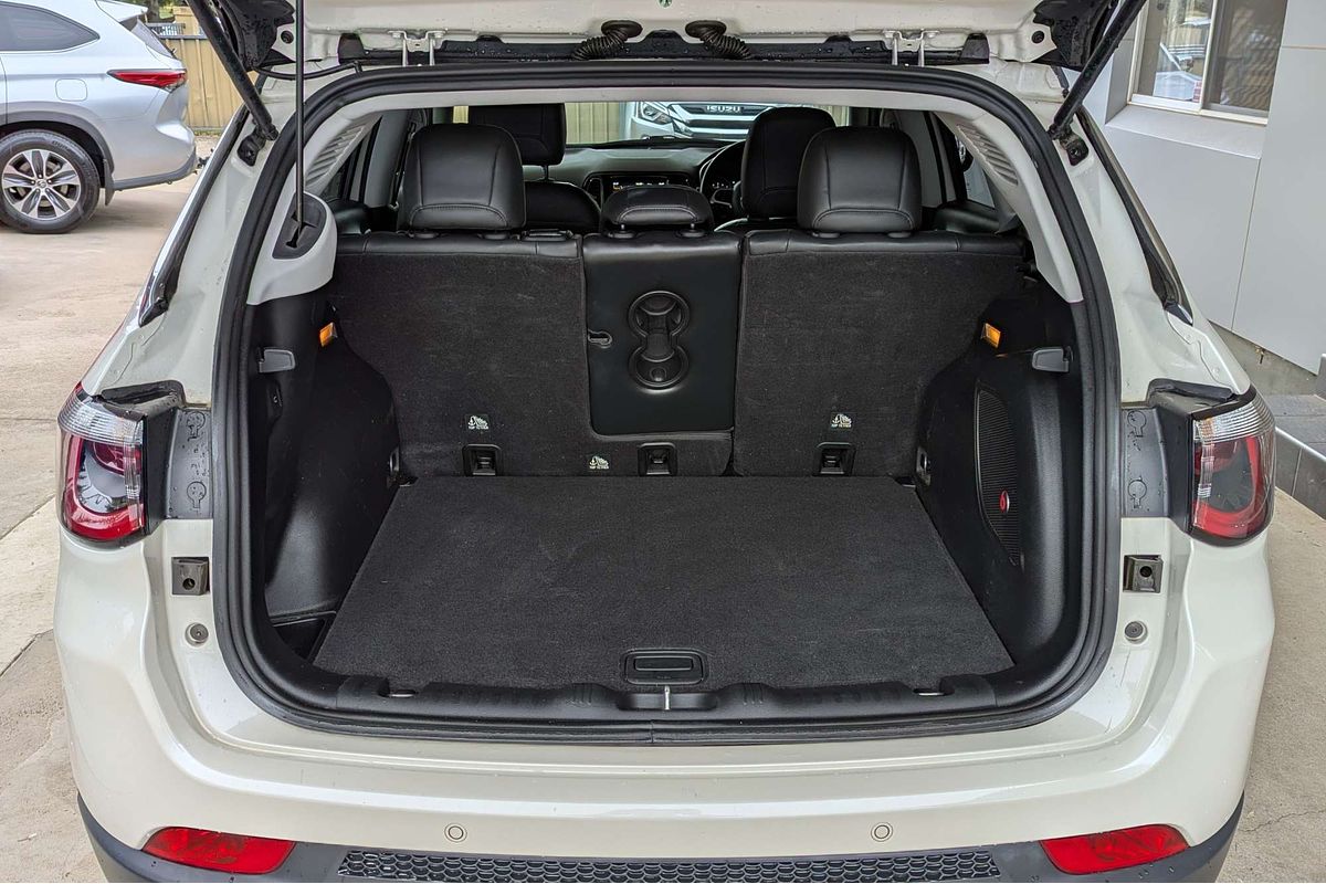 2019 Jeep Compass Limited M6