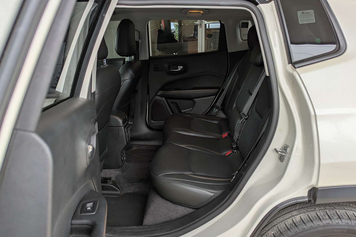 2019 Jeep Compass Limited M6