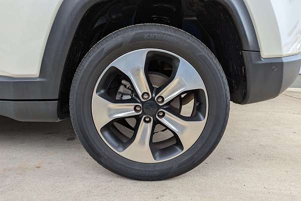 2019 Jeep Compass Limited M6
